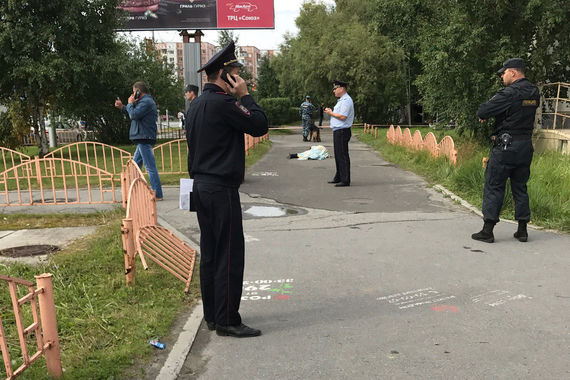 Нападавший был ликвидирован сотрудниками ППС, прибывшими на место происшествия