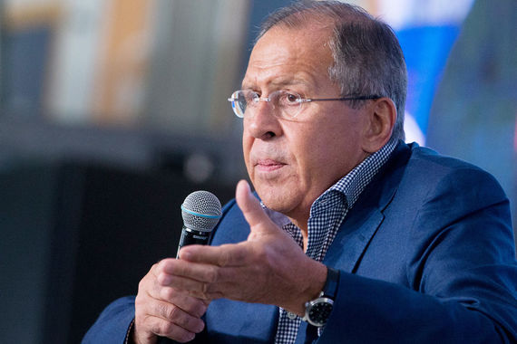 Лавров считает, что увязка сокращения дипмиссии США с трудностями в выдаче виз является свидетельством неуважения Вашингтона к собственной дипломатической службе