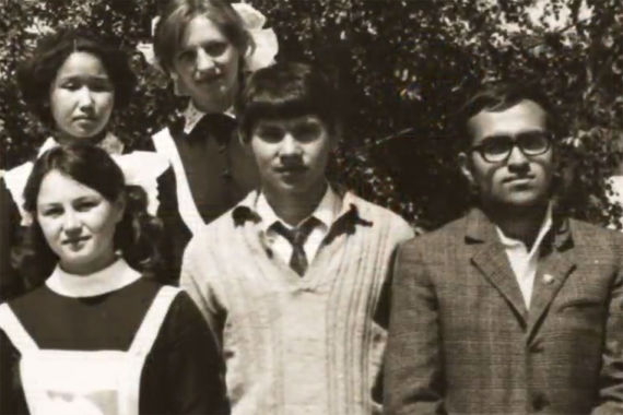 Министр обороны Сергей Шойгу (на фото  в центре) закончил школу в родной Туве. Учился без троек