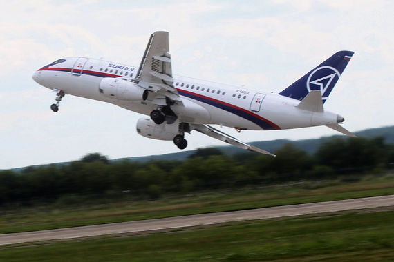 Sukhoi Superjet 100 на авиасалоне МАКС