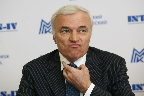 Акции будет продавать Mintha Holding Limited, бенефициаром которой является Рашников, уточняется в пресс-релизе