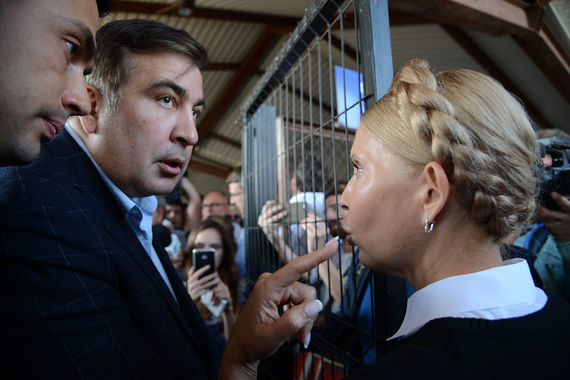 Лидер партии «Батькивщина» Юлия Тимошенко сопровождала Саакашвили к границе Украины