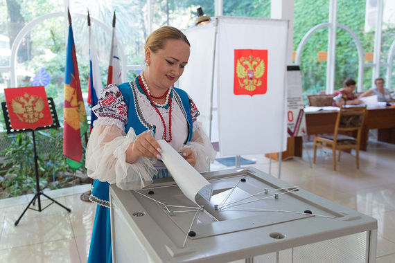 10 сентября в России - единый день голосования. На фото: избирательный участок в Сочи