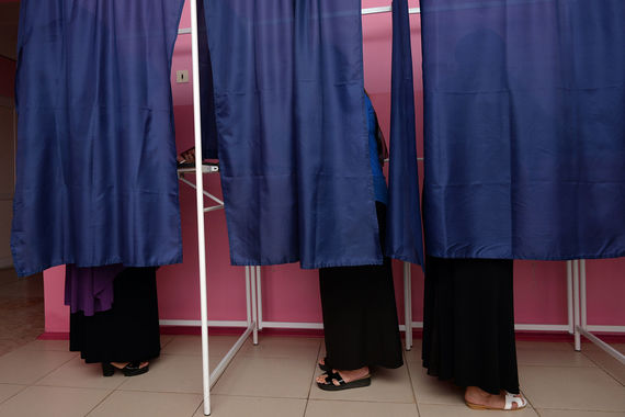 Избирательный участок в селении Рошни-Чу в Чеченской Республике