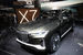 Концепт BMW X7 iPerformance предсказывает серийный кроссовер с тремя рядами сидений (полноразмерный SUV в американской классификации), который появится в модельном ряду BMW в 2018 г. Компания взяла курс на увеличение продаж и прибыли в сегменте дорогих и роскошных автомобилей, X7 - один их главных его ориентиров