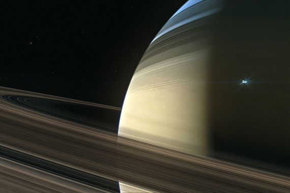 Обнаруживший пригодные для жизни планеты зонд Кассини завершил свою миссию