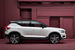 Volvo представила новый компактный кроссовер XC40. Это первая модель сегмента компактных SUV марки – конкурент Audi Q3, BMW X1 и Mercedes GLA. Одновременно с новинкой автопроизводитель представил альтернативный способ приобретения автомобилей – сервис подписки Care by Volvo, который сначала будет распространяться только на приобретение XC40, затем и на другие модели