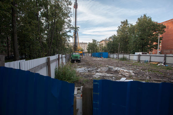 «Интерконтракт» снес здание, но к строительству нового так и не приступил