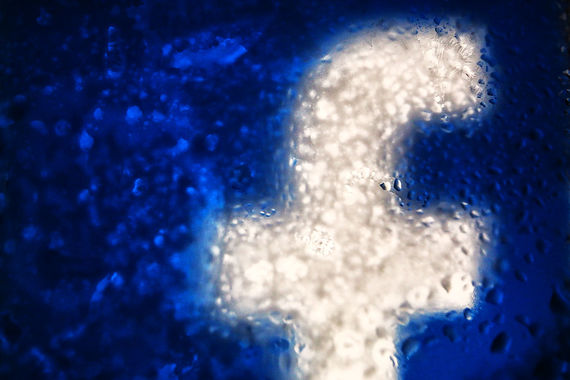 Роскомназдор пригрозил Facebook блокировкой за хранение данных россиян за рубежом