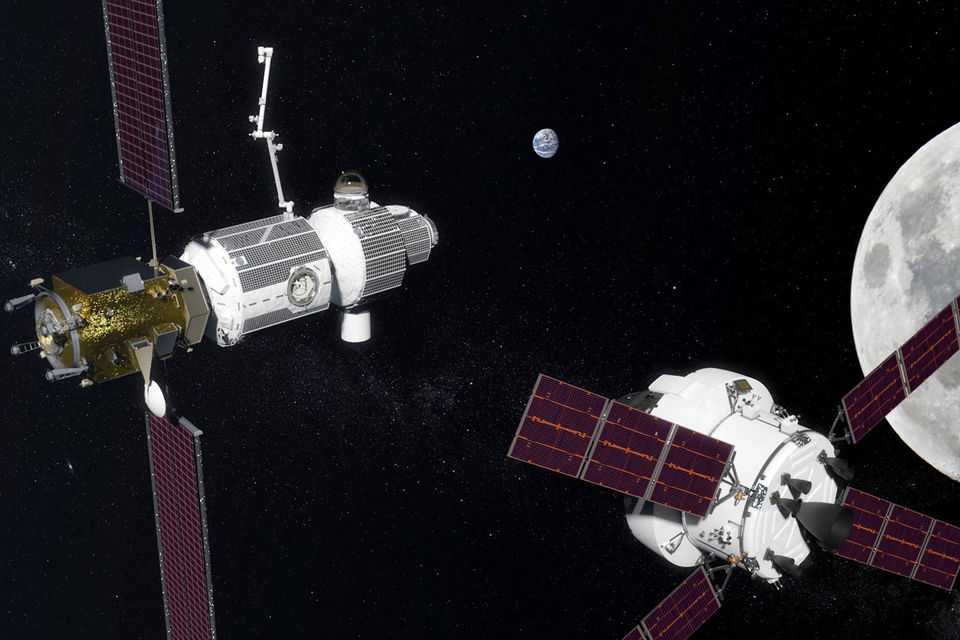 Image result for Россия и США совместно построят орбитальную лунную станцию фото