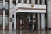 Источник «Интерфакса» в пресс-службе Уральского государственного горного университета сообщил, что сотрудников и студентов эвакуировали из двух корпусов вуза. На фото здание правительства Свердловской области