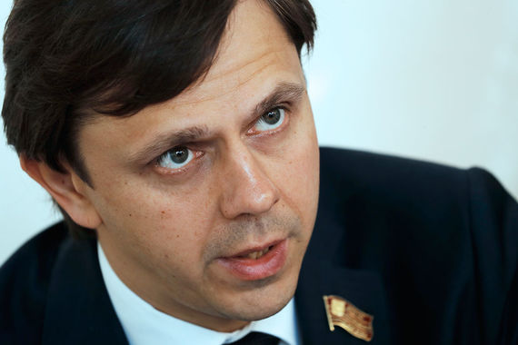 Путин назначил врио губернатора Орловской области руководителя фракции КПРФ в Мосгордуме Андрея Клычкова