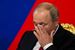 Путин поблагодарил монарха за его визит. «Это первый в истории наших отношений визит короля Саудовской Аравии в Россию, - сказал он. - Уже само по себе это очень знаковое событие»