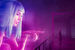 Дени Вильнев сделал «Бегущего по лезвию 2049» не фантастическим блокбастером, а величественным арт-объектом. Режиссера завораживают постапокалиптические аниме и всевозможные руины величия: падшие колоссы, надписи «Целина» (по-русски), опустевшие гранд-казино, в которых продолжают выступать призраки Элвиса, Синатры и Мэрилин Монро. Когда он показывает помойку – это не просто эпическая помойка, но самодостаточная инсталляция, арт-объект, не требующий присутствия ни человека, ни репликанта. Глядя на нее, забываешь, куда и зачем шел герой, что он ищет и кто он такой