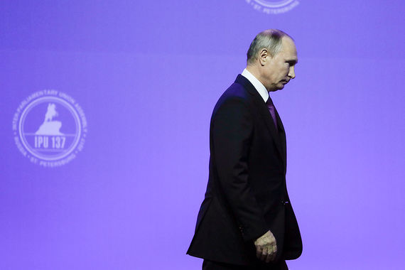 Путин выступил на церемонии открытия 137-й Ассамблеи межпарламентского союза в Санкт-Петербурге