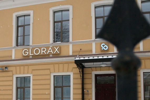 Портфель проектов Glorax Development, по данным компании, насчитывает 2,5 млн кв. м, в активной стадии строительства шесть жилых комплексов и более 500 000 кв. м, большая часть проектов находится в Петербурге