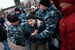 В районе Манежной и Пушкинской площадей в Москве 5 ноября проходят массовые задержания за нарушение общественного порядка