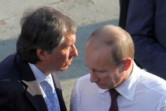 Президент России Владимир Путин и главный исполнительный директор «Роснефти» Игорь Сечин