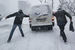 Врио губернатора Приморского края Андрей Тарасенко, возвращаясь в пятницу с работы, провел в пробках несколько часов. «Выехав с работы в 23.00, домой добрался только после трех часов ночи. Город был просто парализован, это недопустимо», — заявил ТарасенкоФото: VL.ru