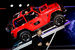 Новое поколение Jeep Wrangler (JL) сохранило рамную конструкцию кузова и выдающиеся внедорожные способности. В Европе новинка появится в следующем году, сообщила компания