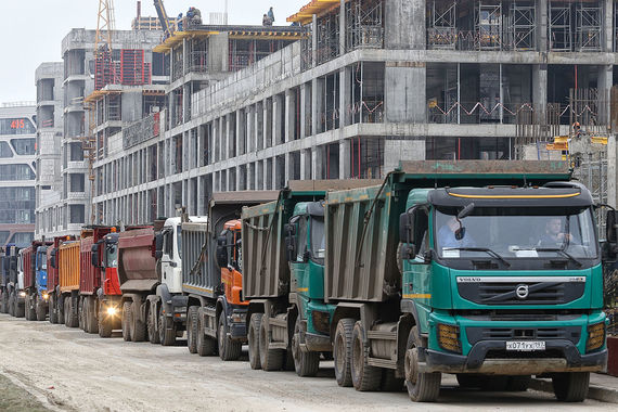 Сейчас в Москве идут продажи в 340 комплексах, которые возводятся силами 150 девелоперов