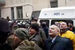 Возле дома, где живет Саакашвили, стояли сотрудники СБУ в полной амуниции и сторонники политика, которые пытались войти в дом
