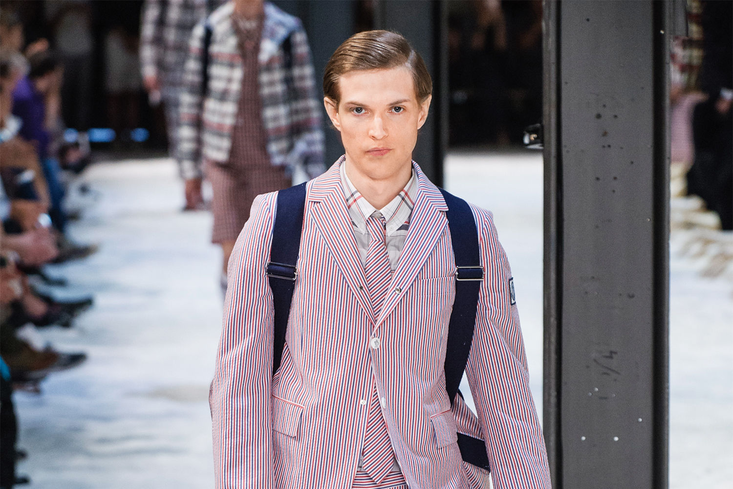 Модель из коллекции весна-лето 2018