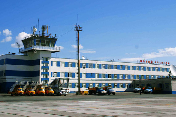 Холдинг Виктора Вексельберга вложит свыше 10 млрд рублей в аэропорт Нового Уренгоя