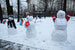 Акция «День свободных выборов» в Лермонтовском сквере должна была стать первым массовым митингом после относительного успеха оппозиции на сентябрьских муниципальных выборах в Москве, но широкой мобилизации не получилось. На фото: снеговики в Лермонтовском сквере