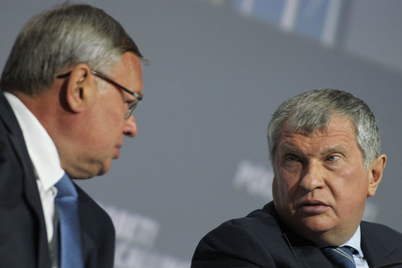 Президент ВТБ Андрей Костин и главный исполнительный директор «Роснефти» Игорь Сечин