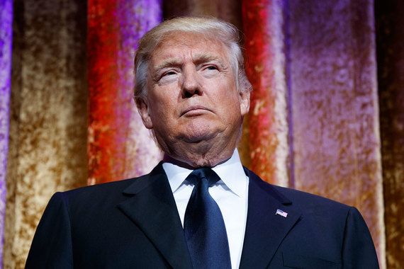 Отношение американцев к Трампу ухудшилось после выборов: им не понравилось, как он провел передачу власти от команды Барака Обамы