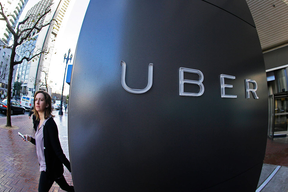 С автокредитами Uber тоже ввела водителей в заблуждение, выяснили регуляторы