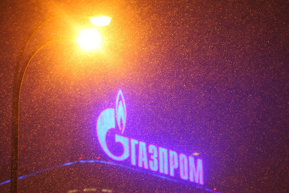 «Газпром» хочет заморозить дивиденды, продать активы и увеличить заимствования