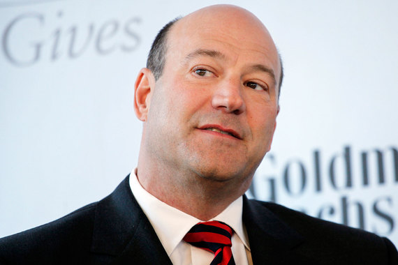 Goldman Sachs заплатит более $100 млн экс-президенту Гэри Коуэну, который теперь будет консультировать президента Дональда Трампа