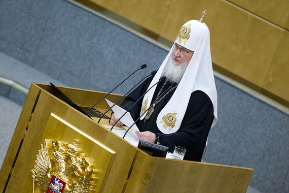 Патриарх Кирилл призвал Госдуму «поставить законодательную преграду» деятельности МФО в России