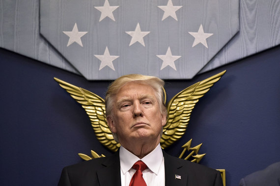 Дональд Трамп считает, что США должны вести торговые войны со всеми, кто выигрывает от сотрудничества больше, чем его страна