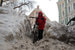 В центре к 9 февраля убрать снег успели далеко не со всех улиц. На фото: Мясницкая