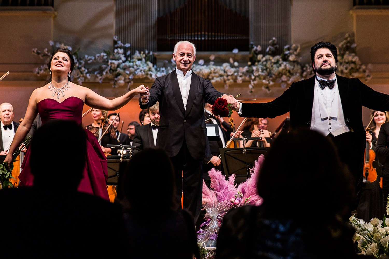 Анна Нетребко, Юсиф Эйвазов и Владимир Спиваков на сцене Концертного зала имени Чайковского