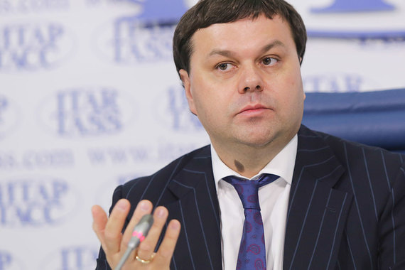 Сергей Петров рассказал, что ему прежде всего интересна радиостанция «Искатель»