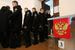 Учащиеся Черноморского высшего военно-морского училища на избирательном участке № 82 в Севастополе