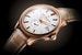 Механизм часов из коллекции Manero Peripheral мануфактуры Carl F. Bucherer является одним из немногих выпускаемых в настоящее время калибров с периферийным самозаводящимся ротором. Это позволяет обеспечить достаточную эффективность намотки, не утолщая механизм и, следовательно, корпус