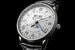 Villeret Quantième Complet GMT - пополнение в классической коллекции Blancpain. Часы с функцией мирового времени оснащены новым запатентованным усложнением для повышения точности