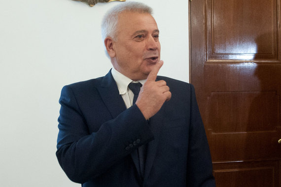 Вагит Алекперов хочет избежать "непредсказуемых действий" наследников