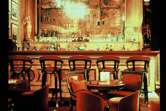 Интерьер бара Bar Vendôme практически не менялся с течением времени