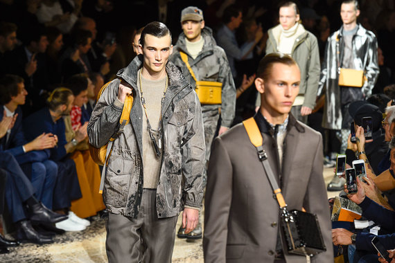 Последний для Кима Джонса показ в должности креативного директора Louis Vuitton