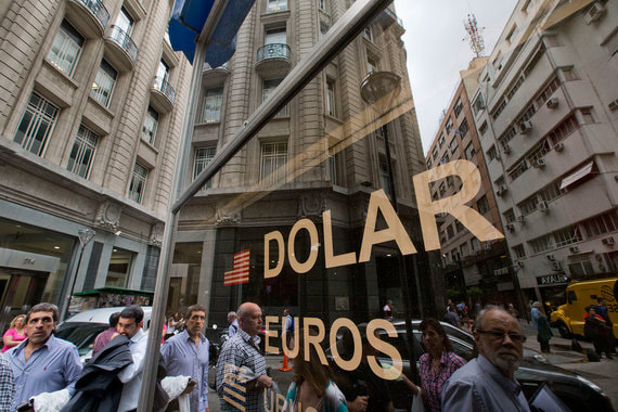 Укрепление доллара ударило по развивающимся рынкам