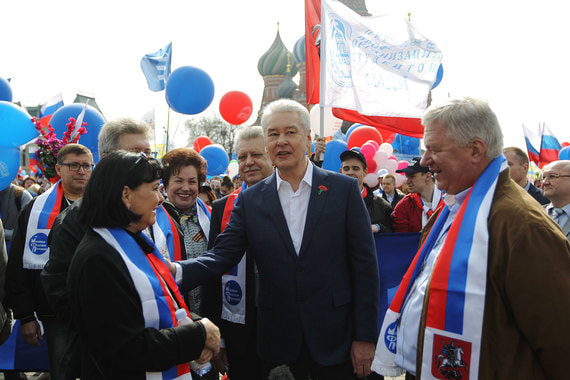 На первые для себя мэрские выборы осенью 2013 г. он тоже шел в качестве самовыдвиженца