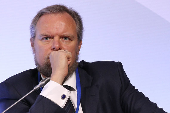 Владелец ПСН Дмитрий Ананьев после потери Промсвязьбанка избавляется от активов в России, рассказывали ранее источники, близкие к бизнесмену