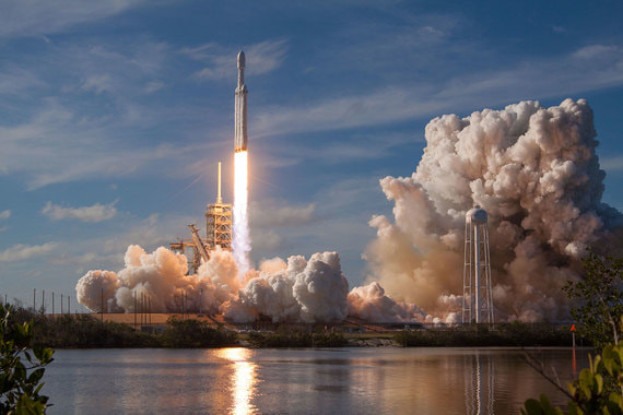 NASA очень помогло SpaceX на начальном этапе развития, говорит Ионин