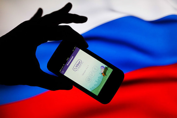 Правоохранительные органы могут направлять запросы любому сервису, в том числе зарубежным компаниям, вне зависимости от того, входит ли он в реестр или нет, отмечает адвокат «Роскомсвободы» Саркис Дарбинян
